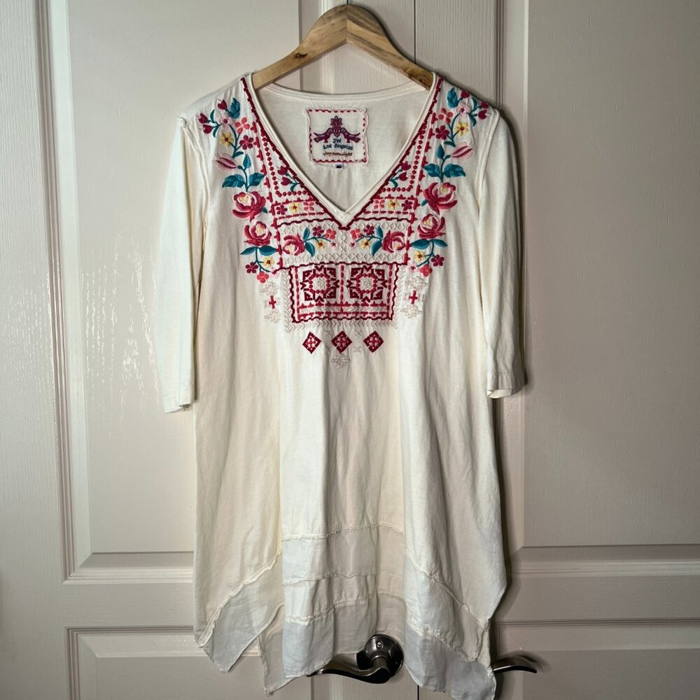 JW Johnny Was Embroidered Cream Beige Top